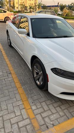 دۆج چارجەر